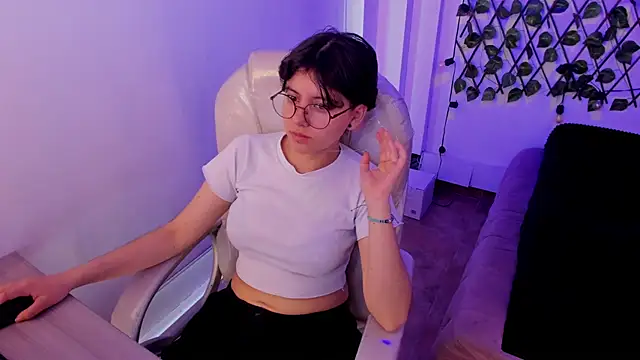 Nathaly ds online show from 12, 10, 2025