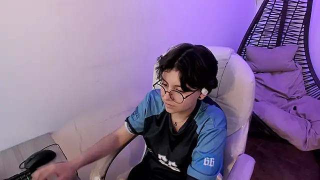 Nathaly ds online show from 16, 10, 2025