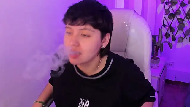 Nathaly ds online show from 8, 4, 2026