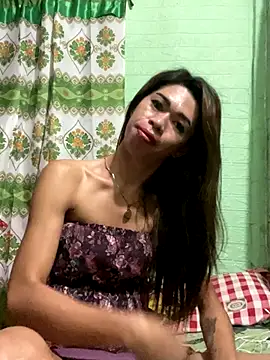 Snapshot of alonashy chatting on 25, 11, 2025 alonashy online show from 25, 11, 2025