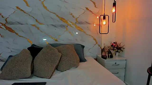 dakota roussee online show from 19, 11, 2025