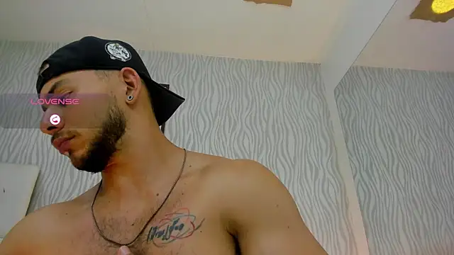 Snapshot of dylan_jacobx chatting on 18, 9, 2025 dylan jacobx online show from 18, 9, 2025