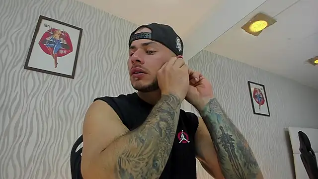 Snapshot of dylan_jacobx chatting on 20, 9, 2025 dylan jacobx online show from 20, 9, 2025