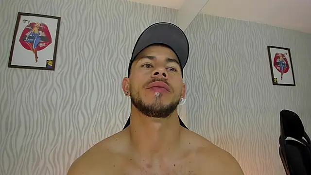 Snapshot of dylan_jacobx chatting on 11, 10, 2025 dylan jacobx online show from 11, 10, 2025