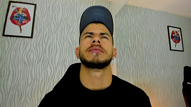 Snapshot of dylan_jacobx chatting on 18, 10, 2025 dylan jacobx online show from 18, 10, 2025