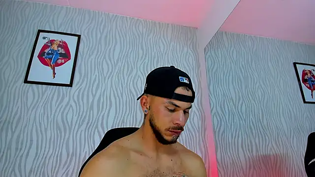 Snapshot of dylan_jacobx chatting on 12, 11, 2025 dylan jacobx online show from 12, 11, 2025