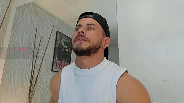 Snapshot of dylan_jacobx chatting on 25, 5, 2026 dylan jacobx online show from 25, 5, 2026