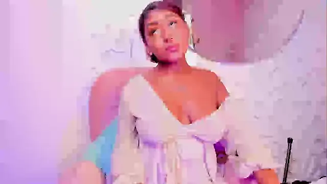 Snapshot of Emmadancer chatting on 21, 11, 2025 Emmadancer online show from 21, 11, 2025