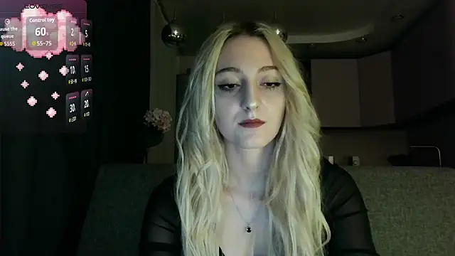 Snapshot of white_liillyy chatting on 15, 9, 2025 white liillyy online show from 15, 9, 2025