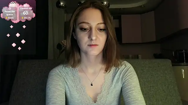 white liillyy online show from 26, 10, 2025