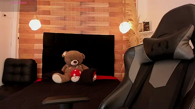 Emily brown04 online show from 4, 11, 2025