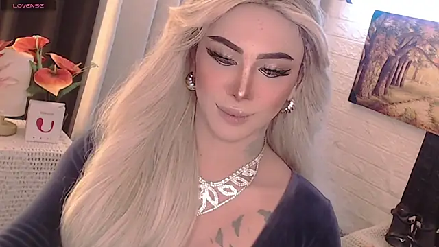 Snapshot of Your_valentina_goddess chatting on 19, 9, 2025 Your valentina goddess online show from 19, 9, 2025