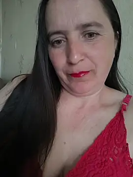 Snapshot of EvelinCutex chatting on 9, 5, 2026 EvelinCutex online show from 9, 5, 2026