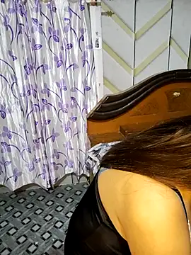 Snapshot of Anushka14321 chatting on 11, 11, 2025 Anushka14321 online show from 11, 11, 2025