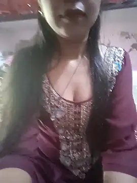 Snapshot of Paakhi-Singh chatting on 4, 12, 2025 Paakhi-Singh online show from 4, 12, 2025