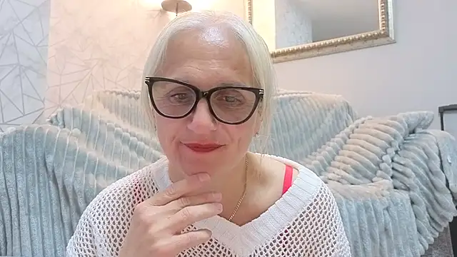 Velvet-Secrets online show from 22, 4, 2026