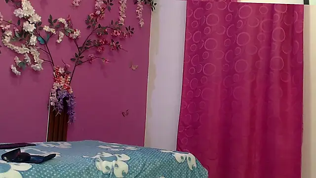 skinnybarbie022 online show from 25, 10, 2025