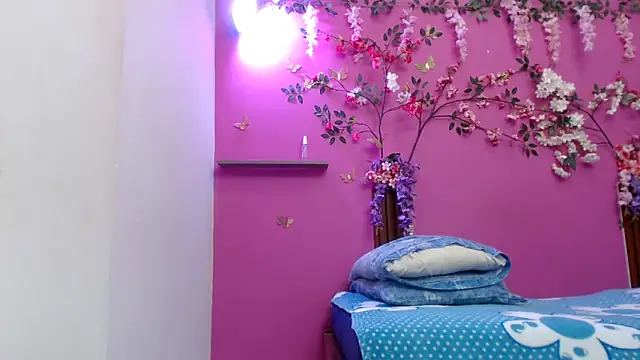 Snapshot of skinnybarbie022 chatting on 4, 6, 2026 skinnybarbie022 online show from 4, 6, 2026