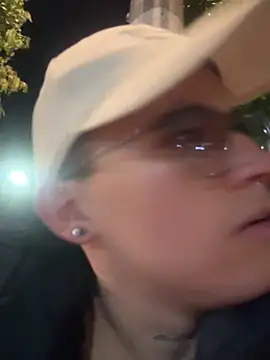 Kurtxxx22 online show from 5, 2, 2026