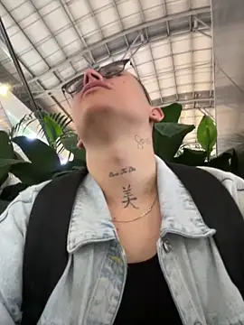 Kurtxxx22 online show from 22, 2, 2026