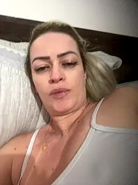 Snapshot of Alerquinasc chatting on 30, 10, 2025 Alerquinasc online show from 30, 10, 2025