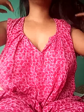 Snapshot of yoursexy_rumi chatting on 16, 11, 2025 yoursexy rumi online show from 16, 11, 2025