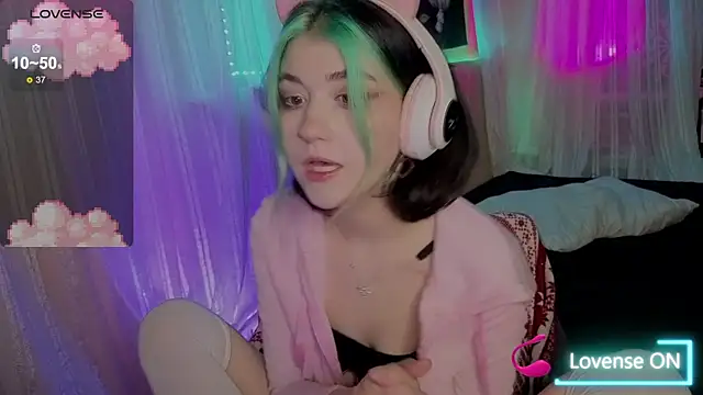 Miko Meow online show from 20, 12, 2025