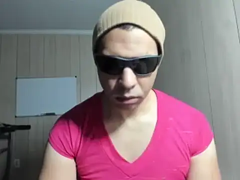 Snapshot of NaturalBeautyQueen chatting on 26, 10, 2025 NaturalBeautyQueen online show from 26, 10, 2025