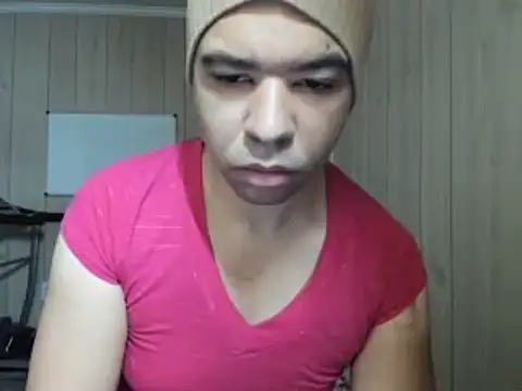Snapshot of NaturalBeautyQueen chatting on 9, 11, 2025 NaturalBeautyQueen online show from 9, 11, 2025
