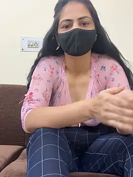 Snapshot of SashaPatel chatting on 28, 11, 2025 SashaPatel online show from 28, 11, 2025