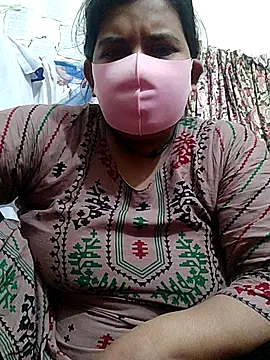 Snapshot of nila-aktar chatting on 10, 9, 2025 nila-aktar online show from 10, 9, 2025