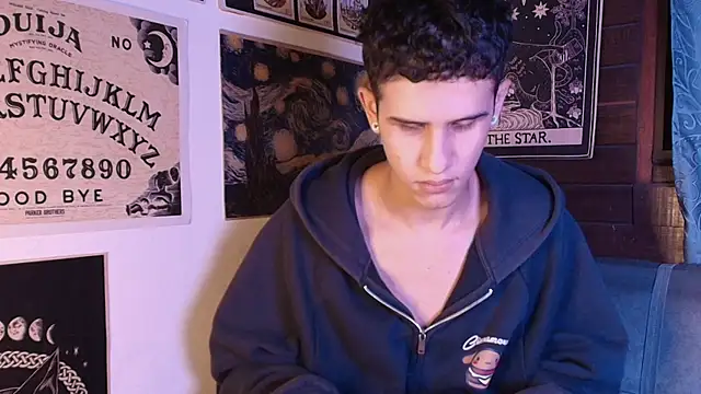 Snapshot of _realwav chatting on 13, 9, 2025 realwav online show from 13, 9, 2025