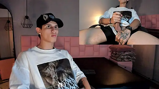 Snapshot of _realwav chatting on 11, 11, 2025 realwav online show from 11, 11, 2025