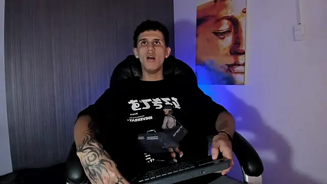 Snapshot of _realwav chatting on 3, 12, 2025 realwav online show from 3, 12, 2025