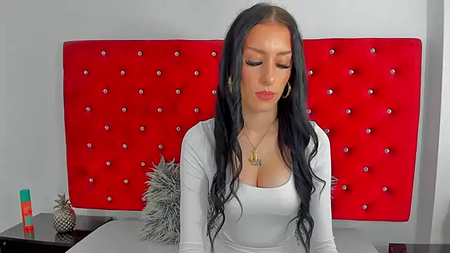 Snapshot of PleasureJasmine chatting on 19, 11, 2025 PleasureJasmine online show from 19, 11, 2025