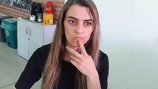 Snapshot of SweetGraciosa chatting on 19, 9, 2025 SweetGraciosa online show from 19, 9, 2025