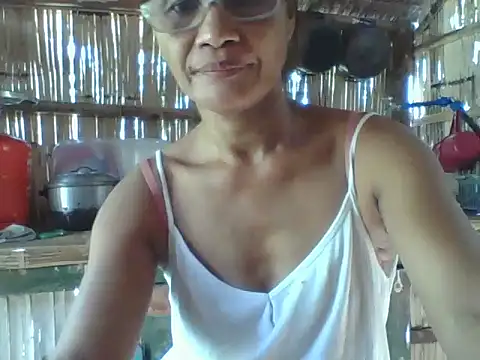Snapshot of Kristen05 chatting on 10, 9, 2025 Kristen05 online show from 10, 9, 2025