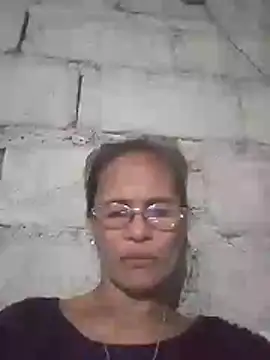 Snapshot of Kristen05 chatting on 18, 10, 2025 Kristen05 online show from 18, 10, 2025