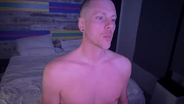 Snapshot of lukas_24 chatting on 4, 8, 2026 lukas 24 online show from 4, 8, 2026