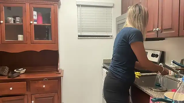 Snapshot of prettyykitty22 chatting on 3, 11, 2025 prettyykitty22 online show from 3, 11, 2025