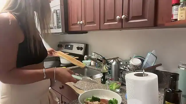 Snapshot of prettyykitty22 chatting on 11, 11, 2025 prettyykitty22 online show from 11, 11, 2025