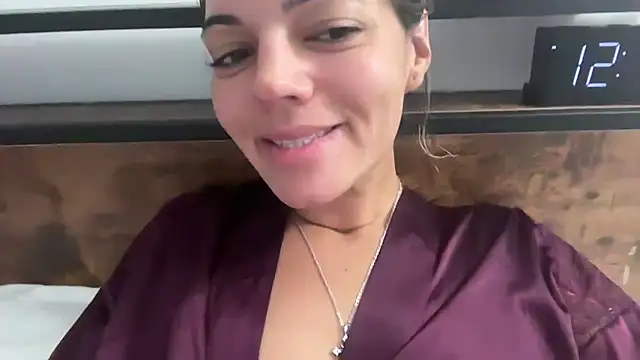 Snapshot of prettyykitty22 chatting on 19, 12, 2025 prettyykitty22 online show from 19, 12, 2025