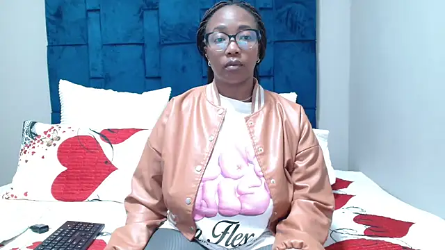 Snapshot of BigBootySimbax chatting on 25, 5, 2026 BigBootySimbax online show from 25, 5, 2026
