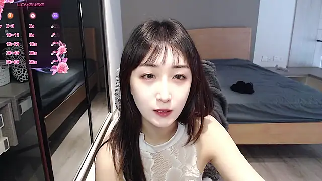 KK-328 online show from 26, 10, 2025