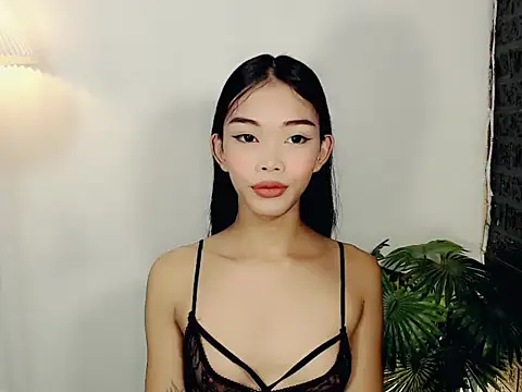 Snapshot of holyakiesha chatting on 16, 10, 2025 holyakiesha online show from 16, 10, 2025