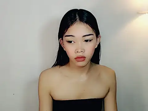 Snapshot of holyakiesha chatting on 28, 11, 2025 holyakiesha online show from 28, 11, 2025