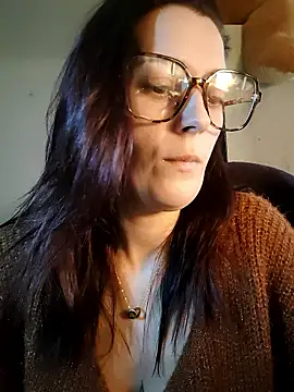 Mila Luciphya online show from 18, 1, 2026