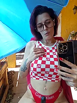 Mila Luciphya online show from 8, 4, 2026