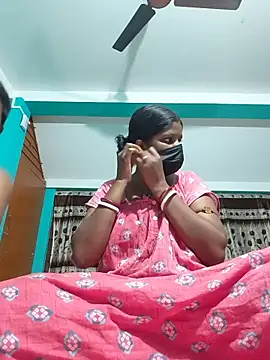 Snapshot of Indian__coupel999 chatting on 18, 5, 2026 Indian coupel999 online show from 18, 5, 2026