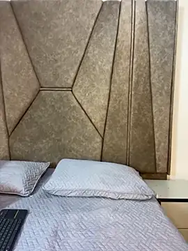 Snapshot of Isabela_Colins chatting on 4, 11, 2025 Isabela Colins online show from 4, 11, 2025